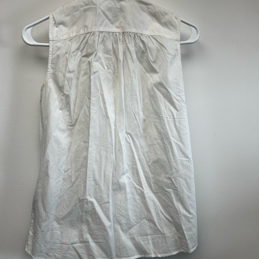 Burberry White Sleeveless Button-Up Shirt - Picture 3 of 3